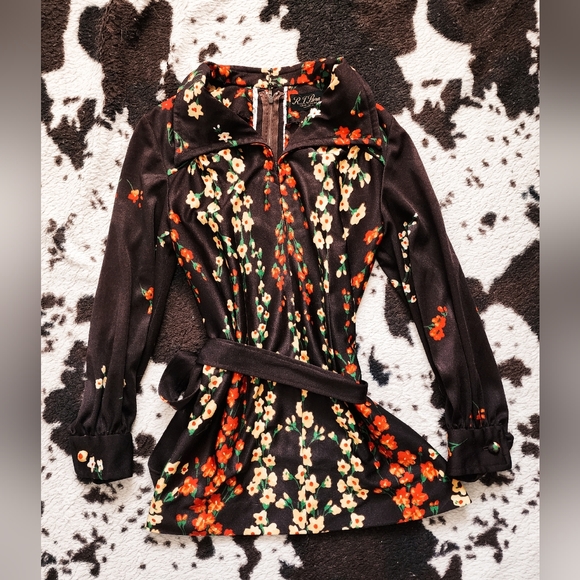 Tops - WOMEN'S 70'S WITH TIE LONG SLEEVE BLOUSE - BROWN MULTI